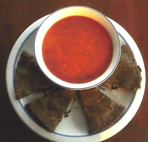 Read more about the article Vegan Tomato Basil Soup